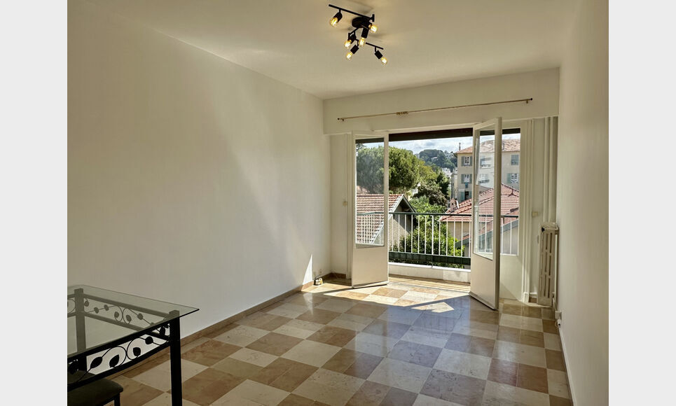 Appartement 2 pi&egrave;ces - Quartier des Po&egrave;tes