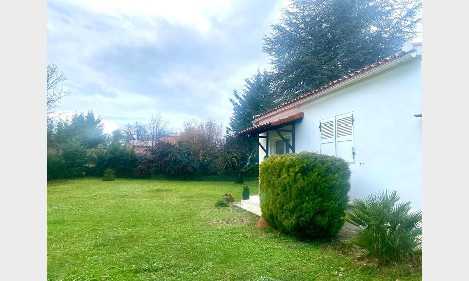 Exclusivit&eacute; Villa BERRE-LES-ALPES : Photo 17