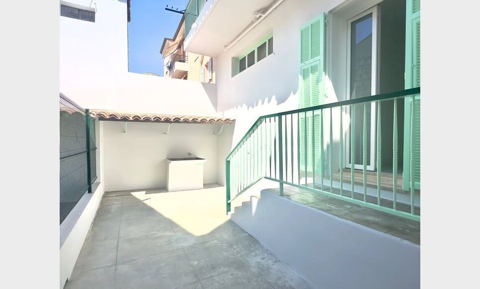 3 pi&egrave;ces &agrave; louer &agrave; NICE SAINT ROCH : Photo 4