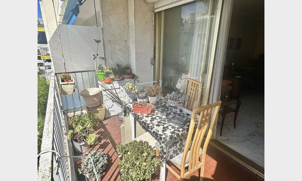 Exclusivité : 3 pièces - Nice Le Port : Photo 2
