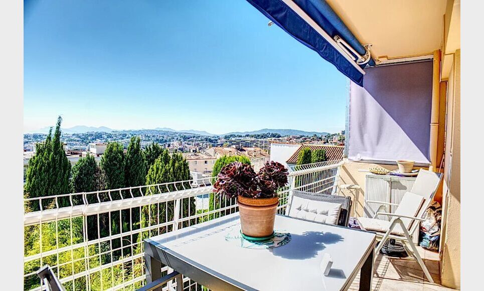 LE CANNET MAIRIE/LE VIEUX CANNET : Photo 2