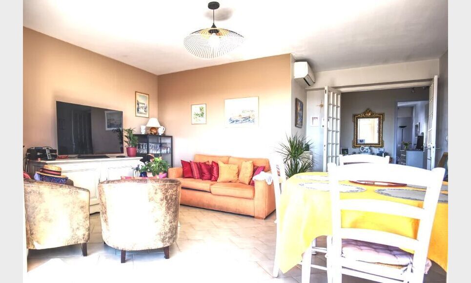 LE CANNET MAIRIE/LE VIEUX CANNET : Photo 4