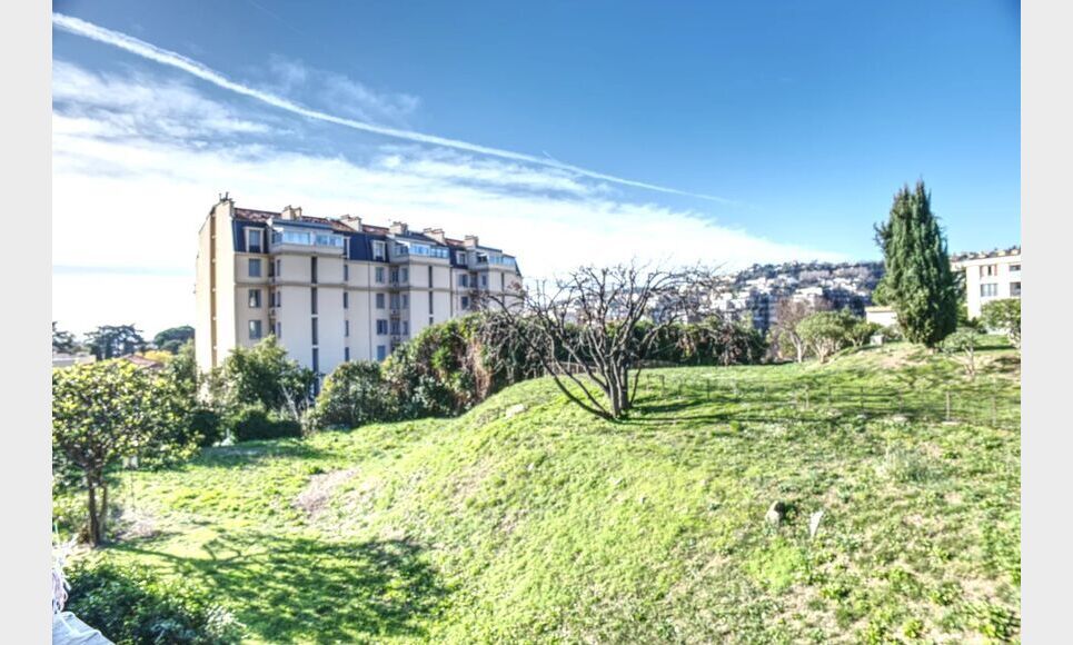 3 Pi&egrave;ces CHAMBRUN : Photo 7